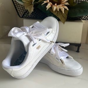 Puma basket heart patent wn’s 8.5 white